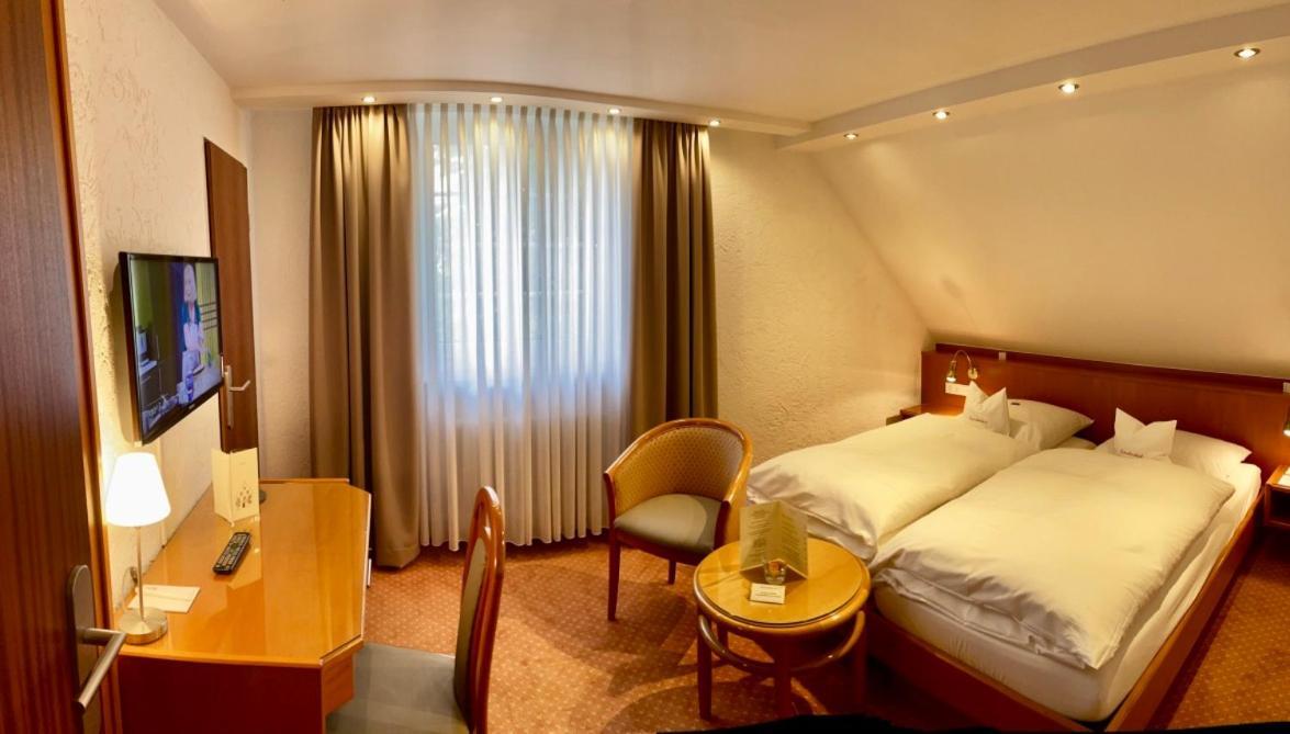 Hotel Lindenhof Mönchengladbach Extérieur photo